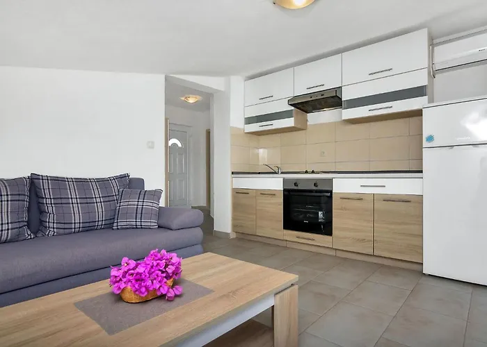Cico-9 By Interhome