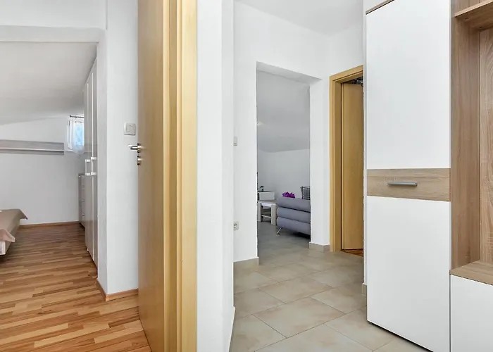 Cico-9 By Interhome *