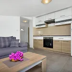 Cico-9 By Interhome